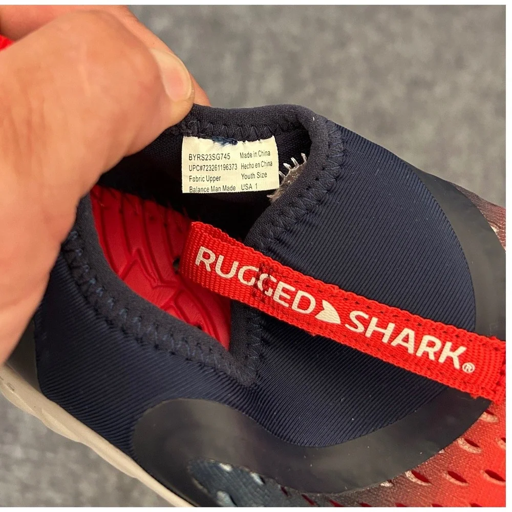 Shark Youth Water Shoes Red Navy Blue Ombre Slip On Aquatic Sneakers Size 1